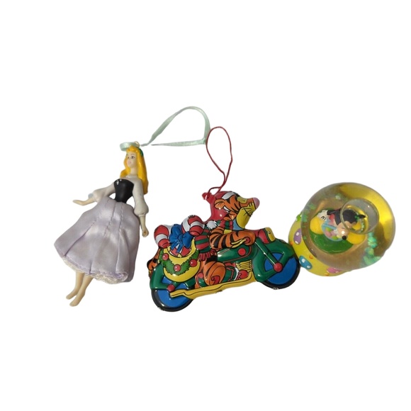 Lot Of Seasonal Disneyana Ornaments And Snowglobe Tigger, Mickey, Ariel, Jasmine - Picture 4 of 7